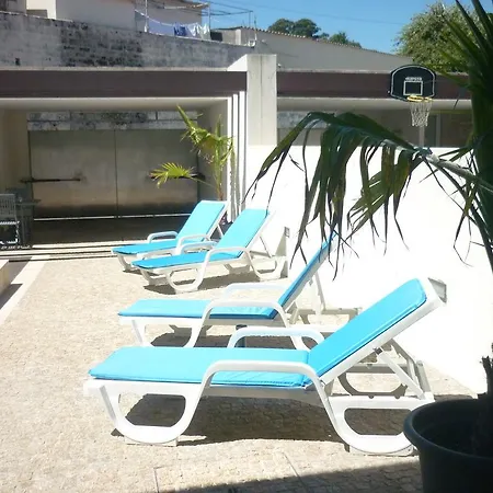 Almenara Suites 招待所 加亚新城