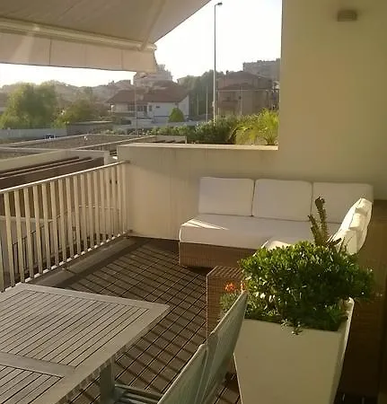 Almenara Suites 招待所