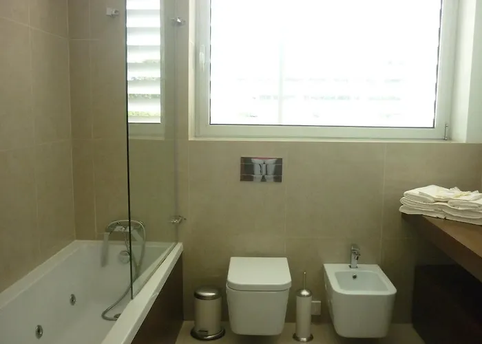 Almenara Guest house *